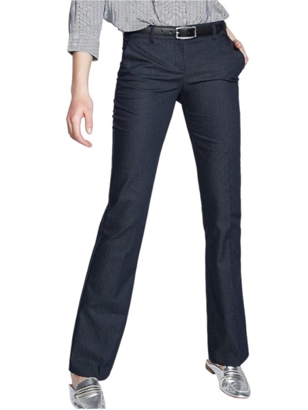 NEW Express Denim Mid Rise Editor Flare Pants Size 4